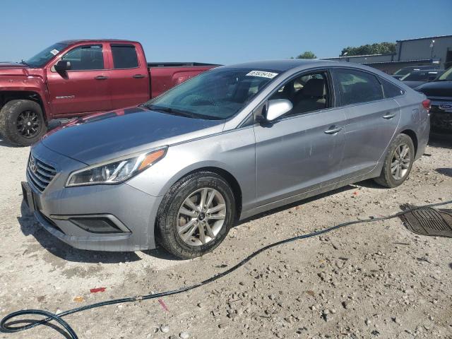 HYUNDAI SONATA SE 2016 with VIN 5NPE24AFXGH375921 - Photo from auction