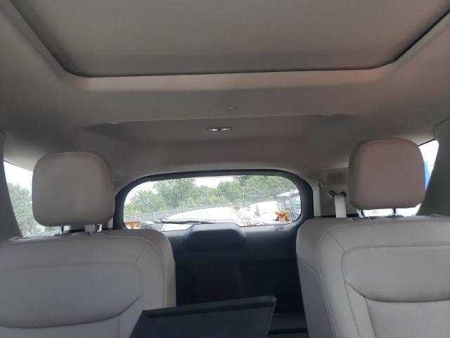 Photo 10 from auction – 2023 FORD EXPLORER L with VIN 1FM5K7FW8PNA04228