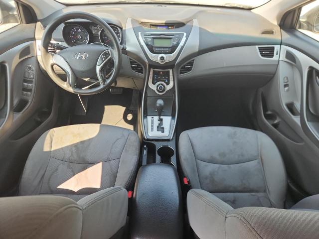 Photo 8 from auction – 2012 HYUNDAI ELANTRA GL with VIN 5NPDH4AE5CH149572
