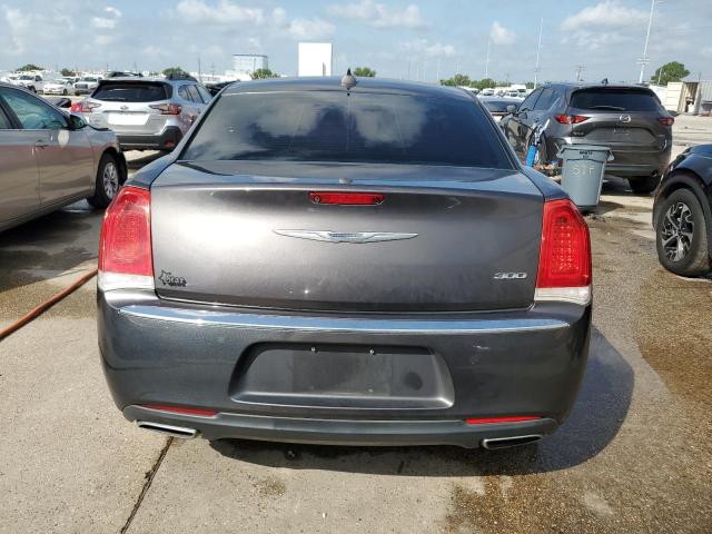 Photo 6 from auction – 2018 CHRYSLER 300 LIMITE with VIN 2C3CCAEG0JH193574