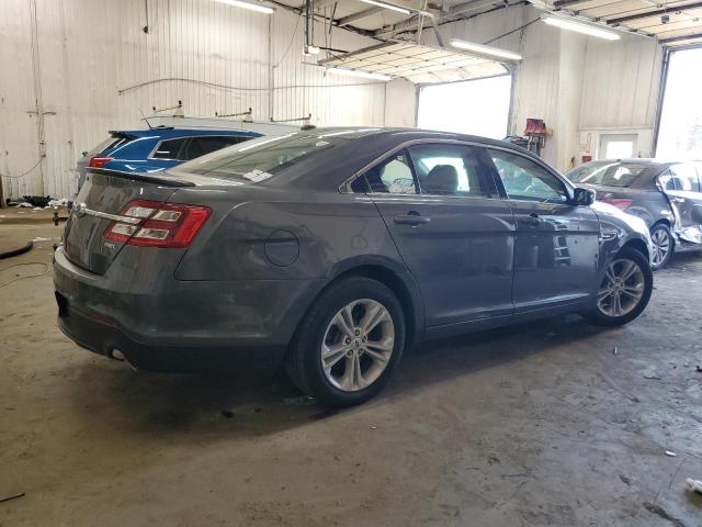 Photo 3 from auction – 2015 FORD TAURUS SEL with VIN 1FAHP2E84FG102318