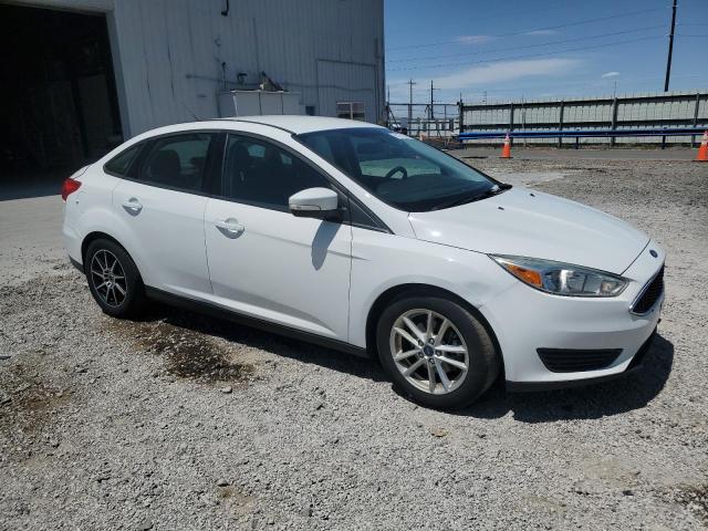 Photo 4 from auction – 2015 FORD FOCUS SE with VIN 1FADP3F29FL357777