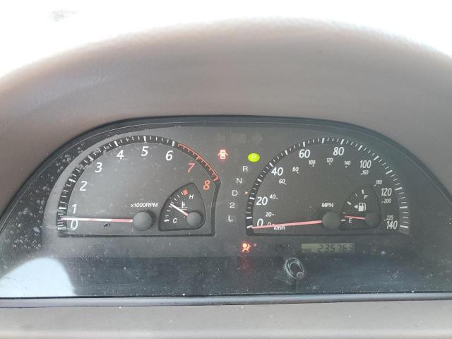 Photo 9 from auction – 2004 TOYOTA CAMRY LE with VIN 4T1BE32K94U936655