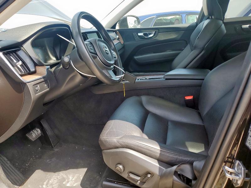 Photo 7 from auction – 2021 VOLVO XC60 T5 MO with VIN YV4102RK4M1696010