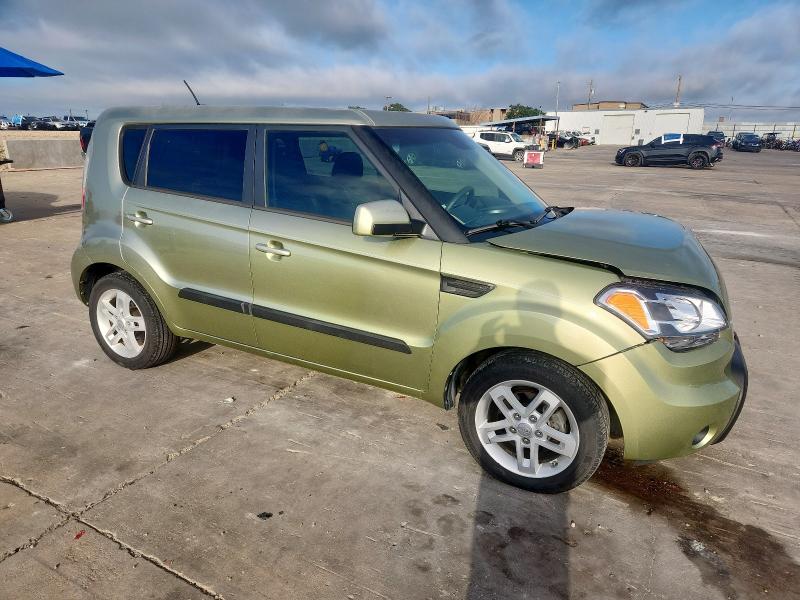 Photo 4 from auction – 2011 KIA SOUL + with VIN KNDJT2A20B7212317