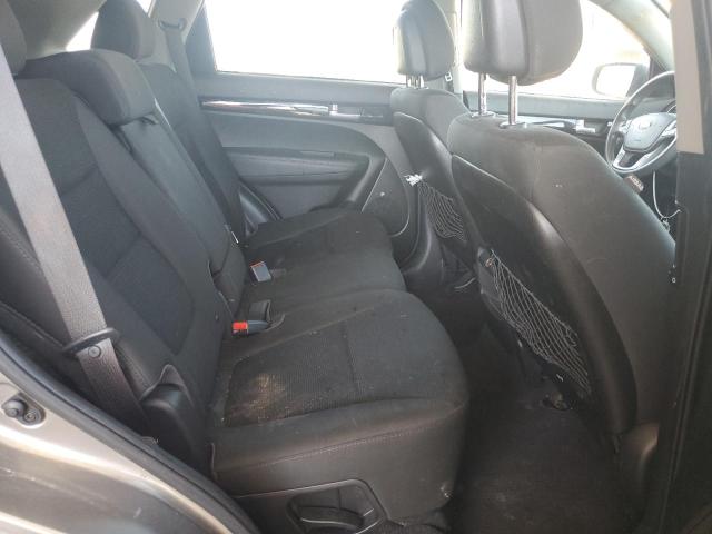 Photo 11 from auction – 2015 KIA SORENTO LX with VIN 5XYKT3A64FG619563