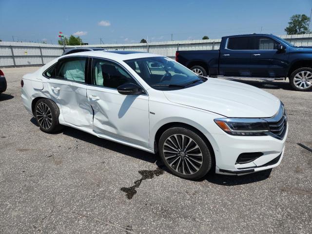Photo 4 from auction – 2022 VOLKSWAGEN PASSAT LIM with VIN 1VWBA7A30NC006360
