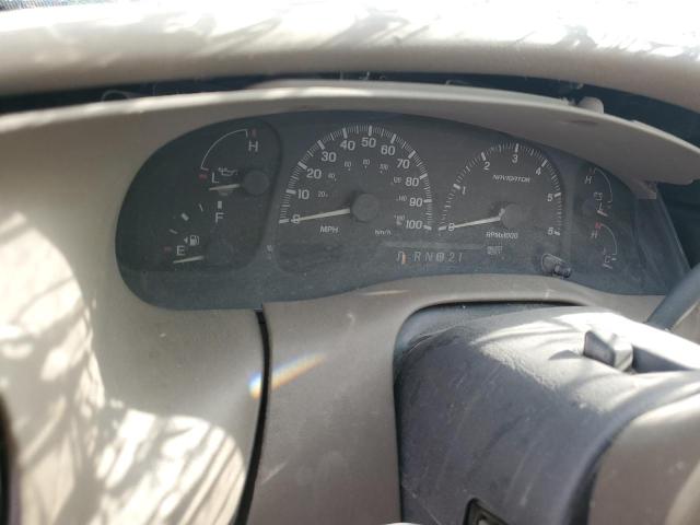 Photo 9 from auction – 2000 LINCOLN NAVIGATOR with VIN 5LMFU28A9YLJ24780