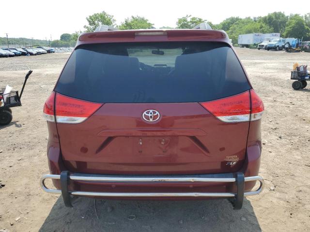 Photo 6 from auction – 2011 TOYOTA SIENNA XLE with VIN 5TDYK3DC3BS157220