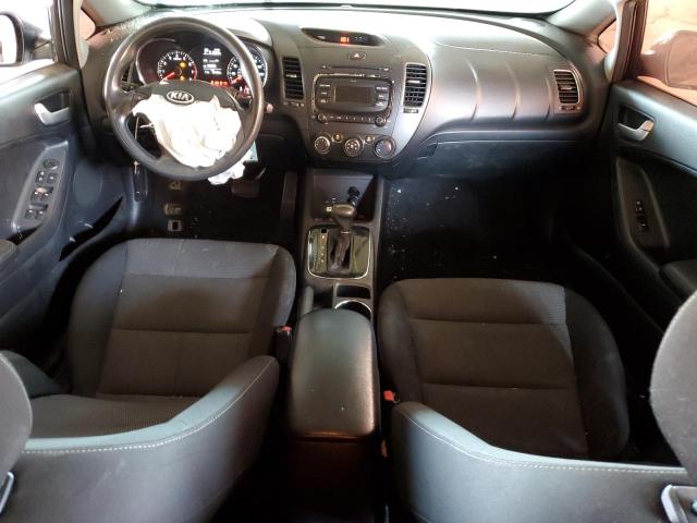 Photo 8 from auction – 2017 KIA FORTE LX with VIN 3KPFK4A77HE030493