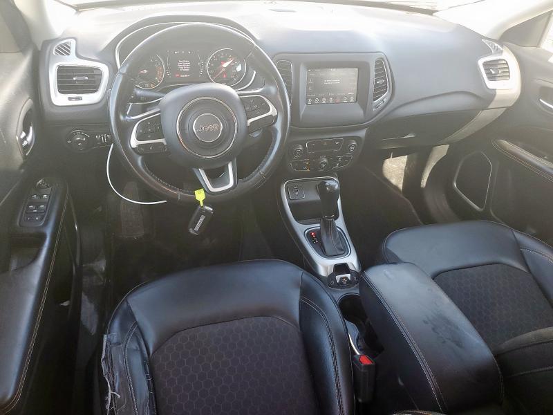Photo 8 from auction – 2019 JEEP COMPASS LA with VIN 3C4NJCBB8KT615954
