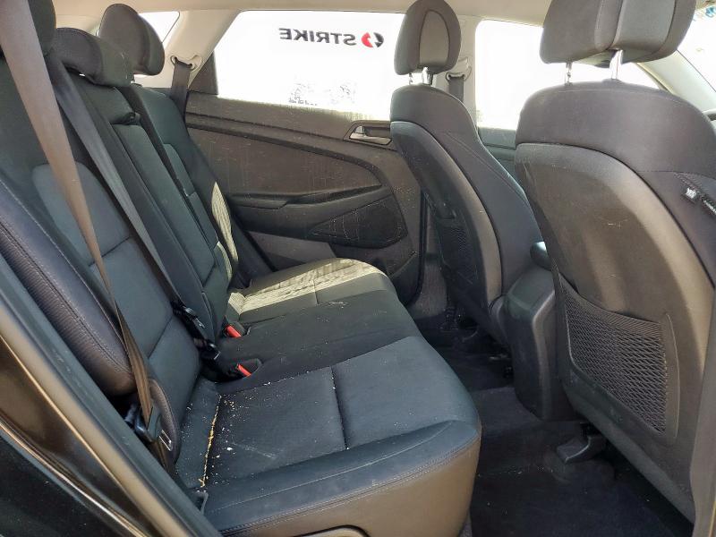 Photo 10 from auction – 2017 HYUNDAI TUCSON LIM with VIN KM8J33A41HU531965