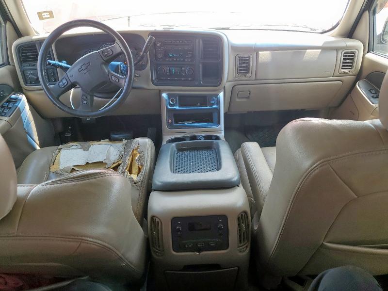 Photo 8 from auction – 2004 CHEVROLET AVALANCHE with VIN 3GNEK12T84G207113