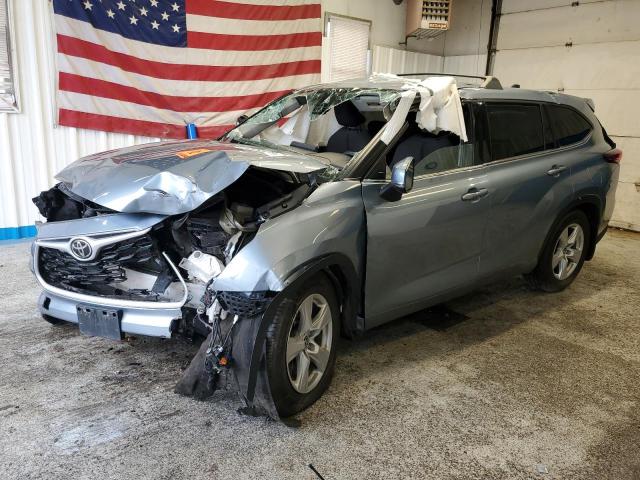 TOYOTA HIGHLANDER 2022 with VIN 5TDBZRBH4NS237097 - Photo from auction