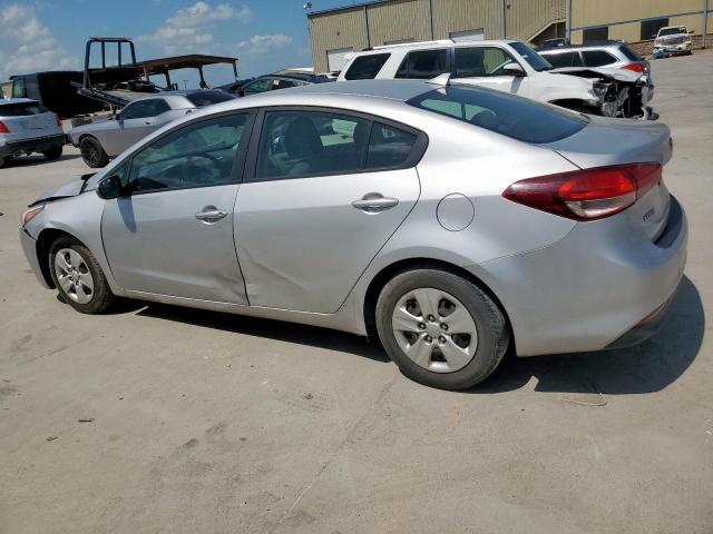 Photo 2 from auction – 2017 KIA FORTE LX with VIN 3KPFK4A77HE077166
