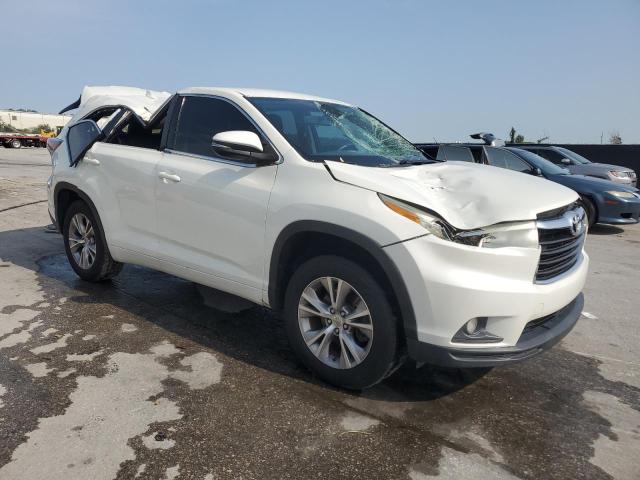 Photo 4 from auction – 2015 TOYOTA HIGHLANDER with VIN 5TDZKRFH4FS080198