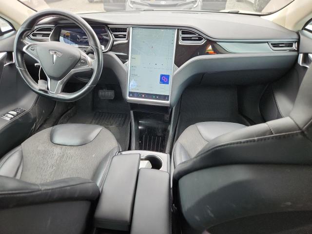 Photo 8 from auction – 2015 TESLA MODEL S 70 with VIN 5YJSA1S2XFF084770