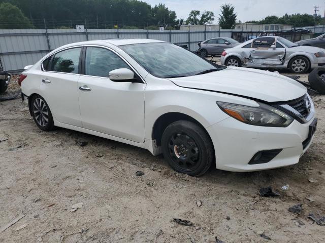 Photo 4 from auction – 2017 NISSAN ALTIMA 2.5 with VIN 1N4AL3AP9HC214123