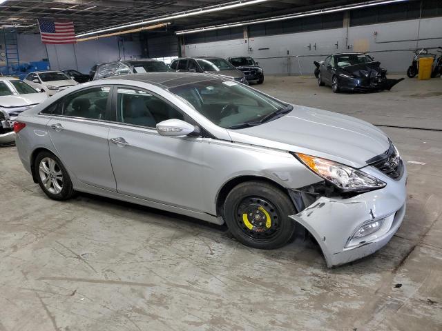Photo 4 from auction – 2012 HYUNDAI SONATA with VIN 5NPEC4AC5CH458931
