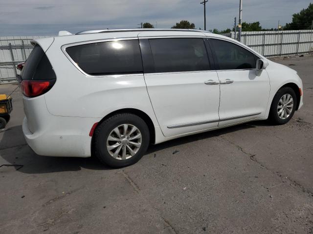 Photo 3 from auction – 2018 CHRYSLER PACIFICA T with VIN 2C4RC1EG0JR111049
