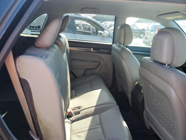 Photo 11 from auction – 2011 KIA SORENTO SX with VIN 5XYKWDA24BG095089