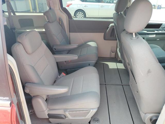 Photo 11 from auction – 2010 CHRYSLER TOWN & COU with VIN 2A4RR5D13AR249102