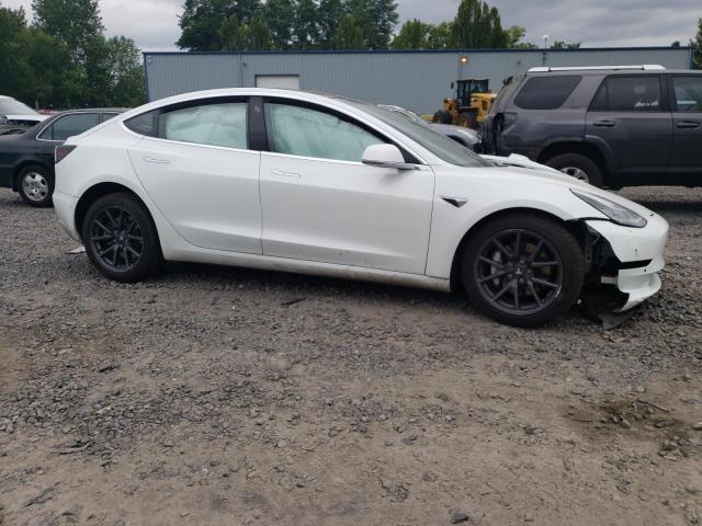 Photo 4 from auction – 2018 TESLA MODEL 3 with VIN 5YJ3E1EA7JF051522