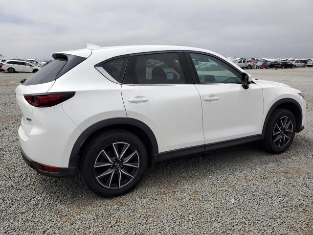 Photo 3 from auction – 2018 MAZDA CX-5 GRAND with VIN JM3KFADMXJ1358221