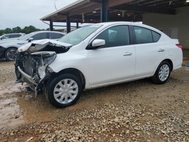 NISSAN VERSA S 2019 with VIN 3N1CN7AP3KL833836 - Photo from auction
