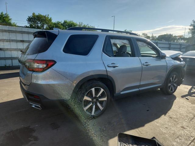 Photo 3 from auction – 2025 HONDA PILOT TOUR with VIN 5FNYG2H75SB013004