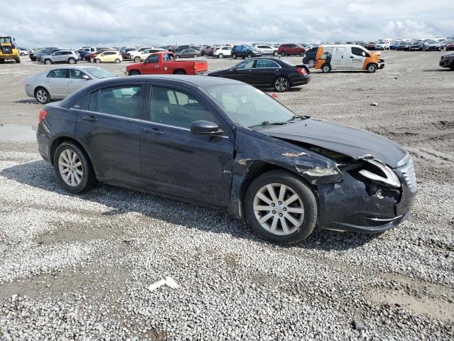 Photo 4 from auction – 2012 CHRYSLER 200 TOURIN with VIN 1C3CCBBB1CN129536