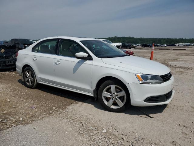Photo 4 from auction – 2014 VOLKSWAGEN JETTA TDI with VIN 3VWLL7AJ5EM398909