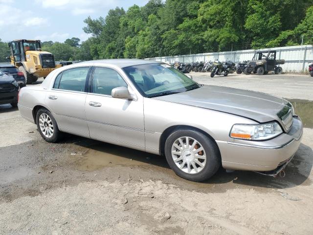 Photo 4 from auction – 2003 LINCOLN TOWN CAR E with VIN 1LNHM81W03Y620258