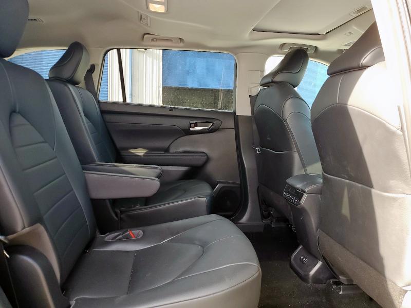 Photo 11 from auction – 2020 TOYOTA HIGHLANDER with VIN 5TDGZRAH1LS005528