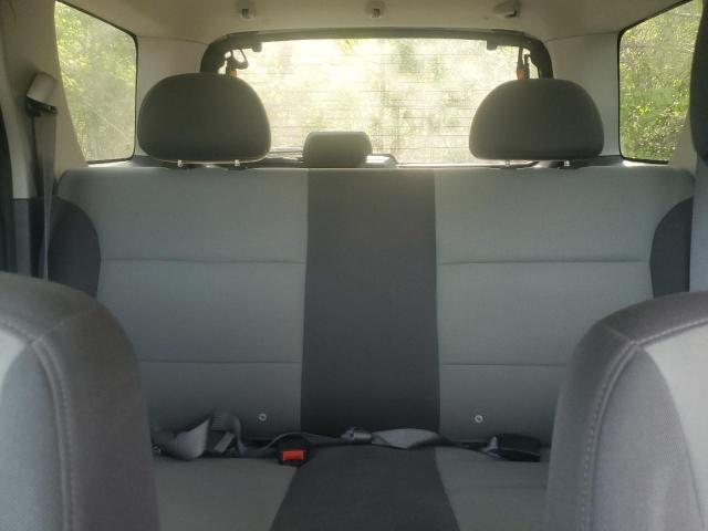 Photo 10 from auction – 2003 FORD ESCAPE XLS with VIN 1FMYU02183KD36674
