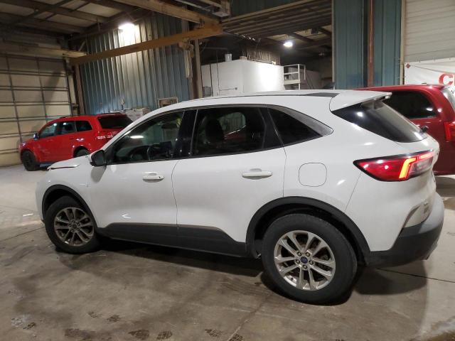 Photo 2 from auction – 2021 FORD ESCAPE SE with VIN 1FMCU9G69MUA45139