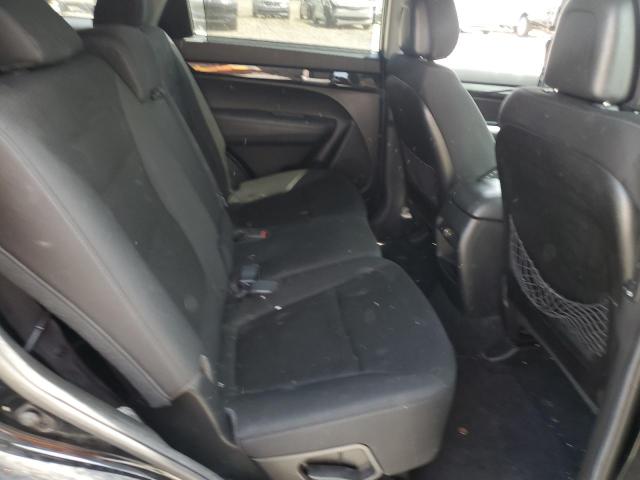 Photo 11 from auction – 2015 KIA SORENTO LX with VIN 5XYKTDA67FG555072