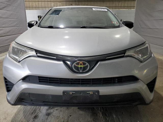 Photo 5 from auction – 2017 TOYOTA RAV4 LE with VIN 2T3BFREV0HW685074