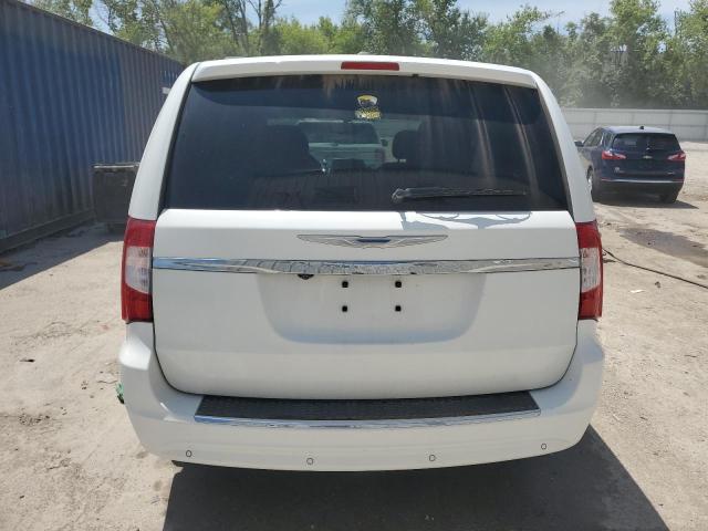 Photo 6 from auction – 2015 CHRYSLER TOWN & COU with VIN 2C4RC1BG9FR596237