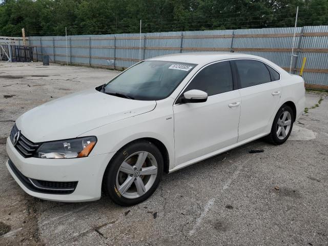 VOLKSWAGEN PASSAT S 2014 with VIN 1VWAS7A31EC026092 - Photo from auction