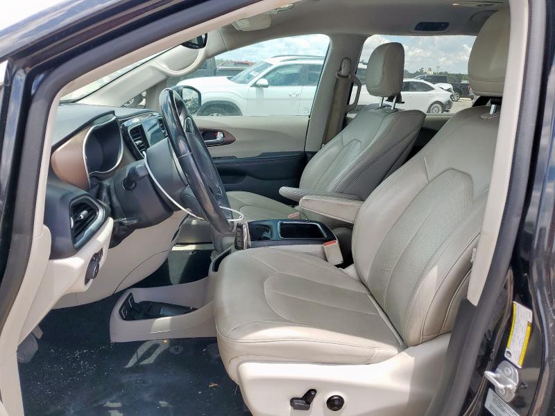 Photo 7 from auction – 2017 CHRYSLER PACIFICA T with VIN 2C4RC1EG7HR659060