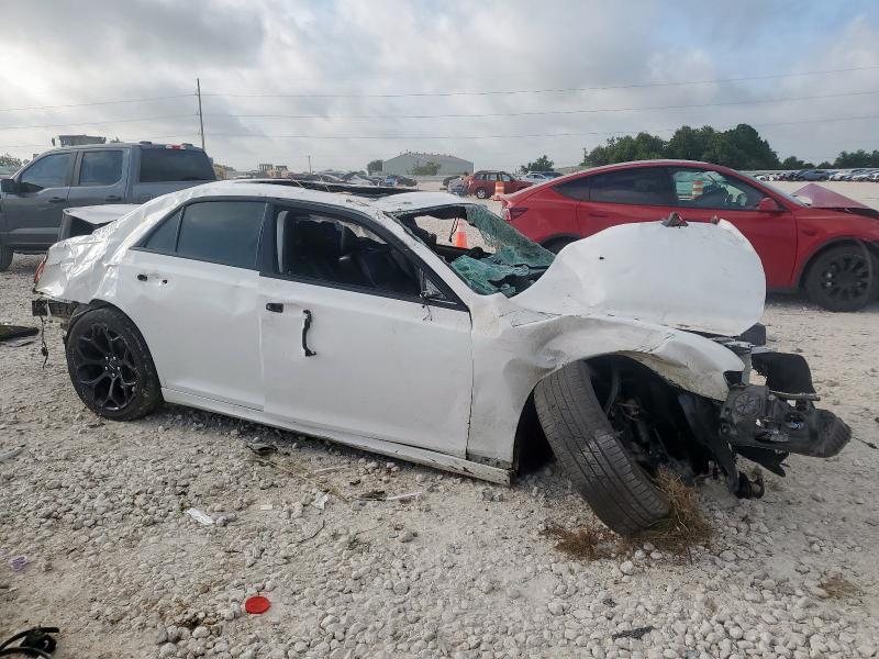 Photo 4 from auction – 2020 CHRYSLER 300 S with VIN 2C3CCABT4LH217220