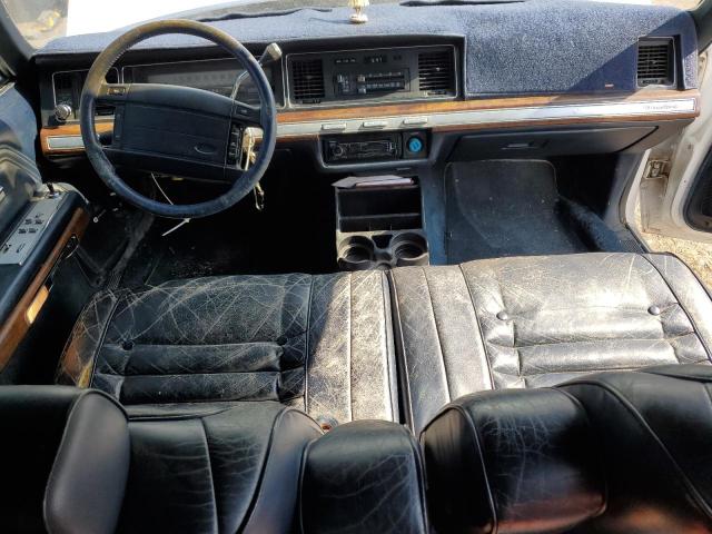 Photo 8 from auction – 1990 FORD CROWN VICT with VIN 2FACP79F4LX124034