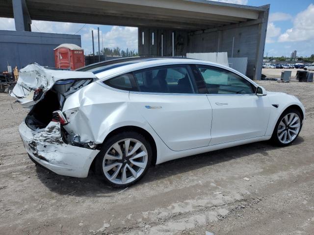 Photo 3 from auction – 2018 TESLA MODEL 3 with VIN 5YJ3E1EB9JF055094