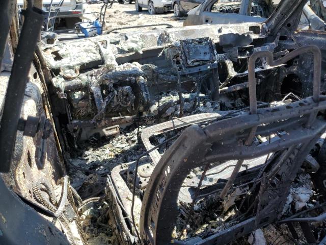 Photo 8 from auction – 2006 JEEP COMMANDER with VIN 1J8HG582X6C324395