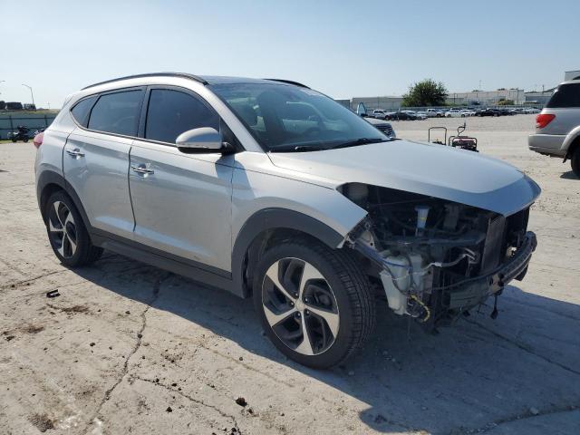 Photo 4 from auction – 2016 HYUNDAI TUCSON LIM with VIN KM8J3CA21GU114701