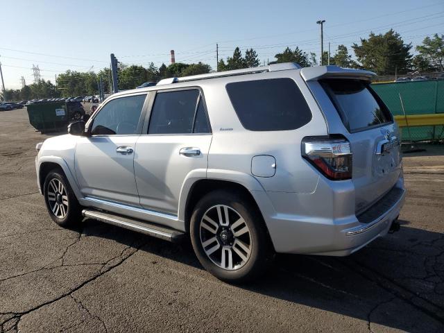 Photo 2 from auction – 2017 TOYOTA 4RUNNER SR with VIN JTEBU5JR4H5411306