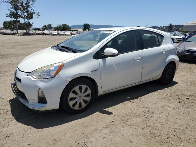 TOYOTA PRIUS C 2014 with VIN JTDKDTB32E1074432 - Photo from auction