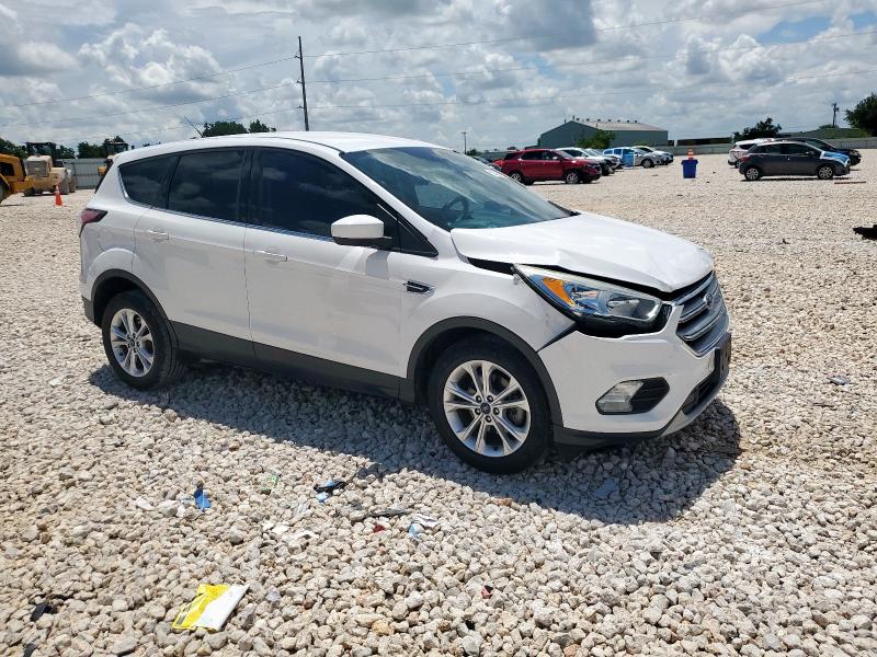 Photo 4 from auction – 2017 FORD ESCAPE SE with VIN 1FMCU0GD7HUC48479