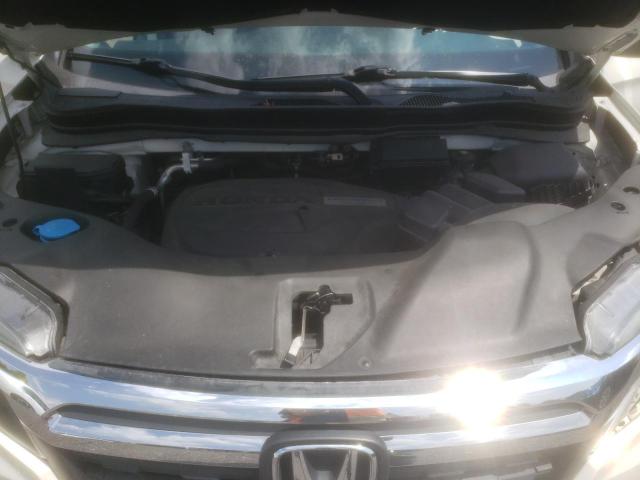 Photo 11 from auction – 2018 HONDA RIDGELINE with VIN 5FPYK3F62JB001235
